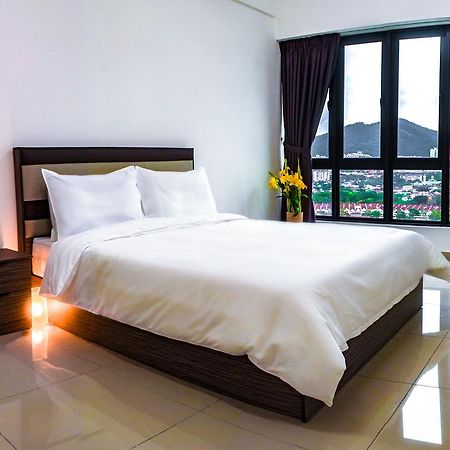 Lazy Traveler'S Suite By D Imperio Homestay Georgetown Exterior foto