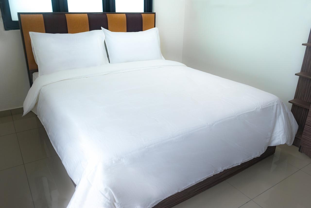 Lazy Traveler'S Suite By D Imperio Homestay Georgetown Exterior foto