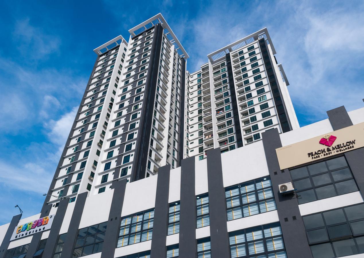 Lazy Traveler'S Suite By D Imperio Homestay Georgetown Exterior foto